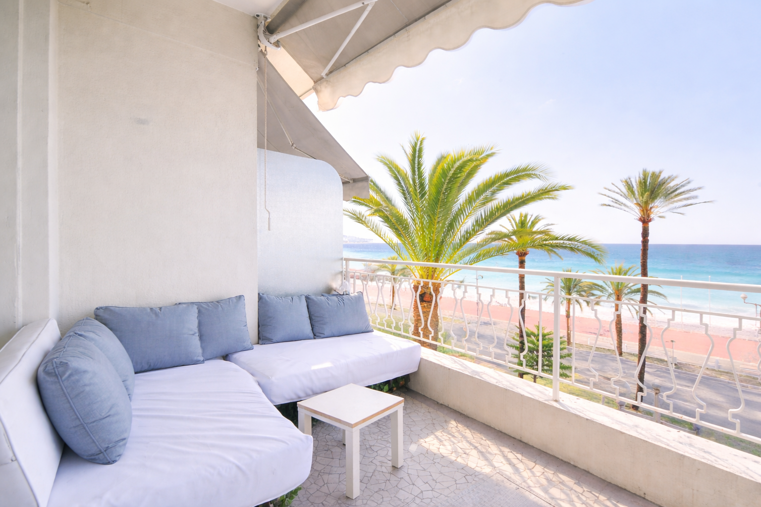 Appartement vue mer — Promenade des Anglais